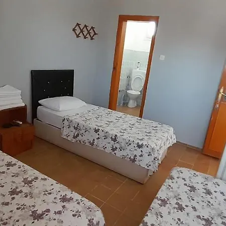 Set Arat & * Akçay