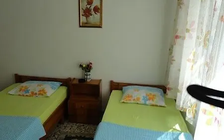 Set Arat & * Akçay