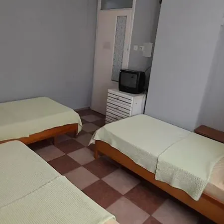 Set Arat & Guest house