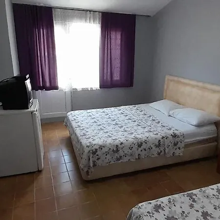 Set Arat & Guest house Akcay (Edremit)